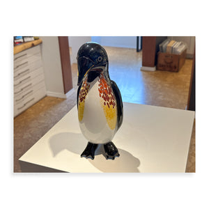 Penguin - Pueo Gallery